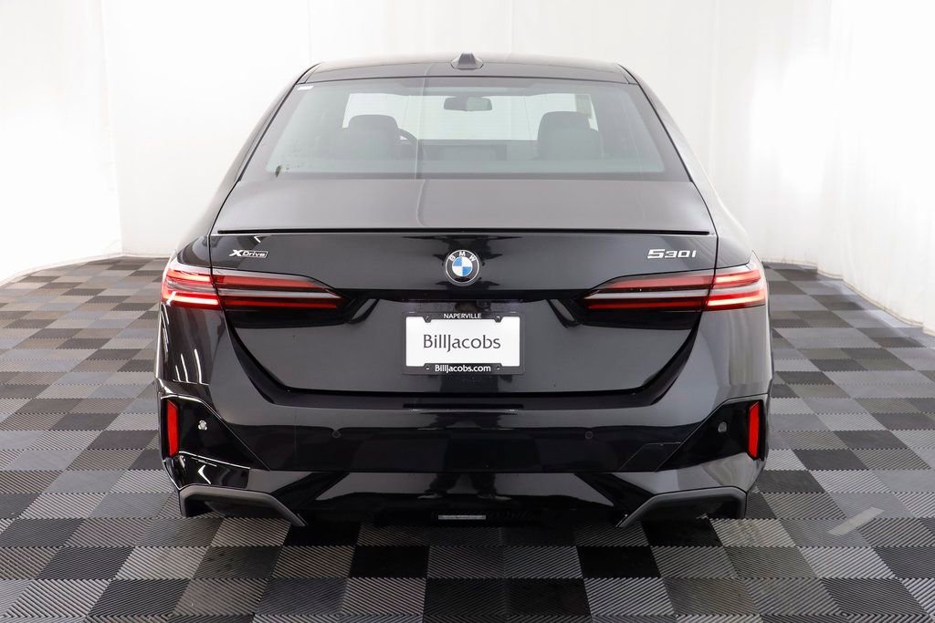 New 2026 BMW 530i xDrive w/ M Sport Package image 17