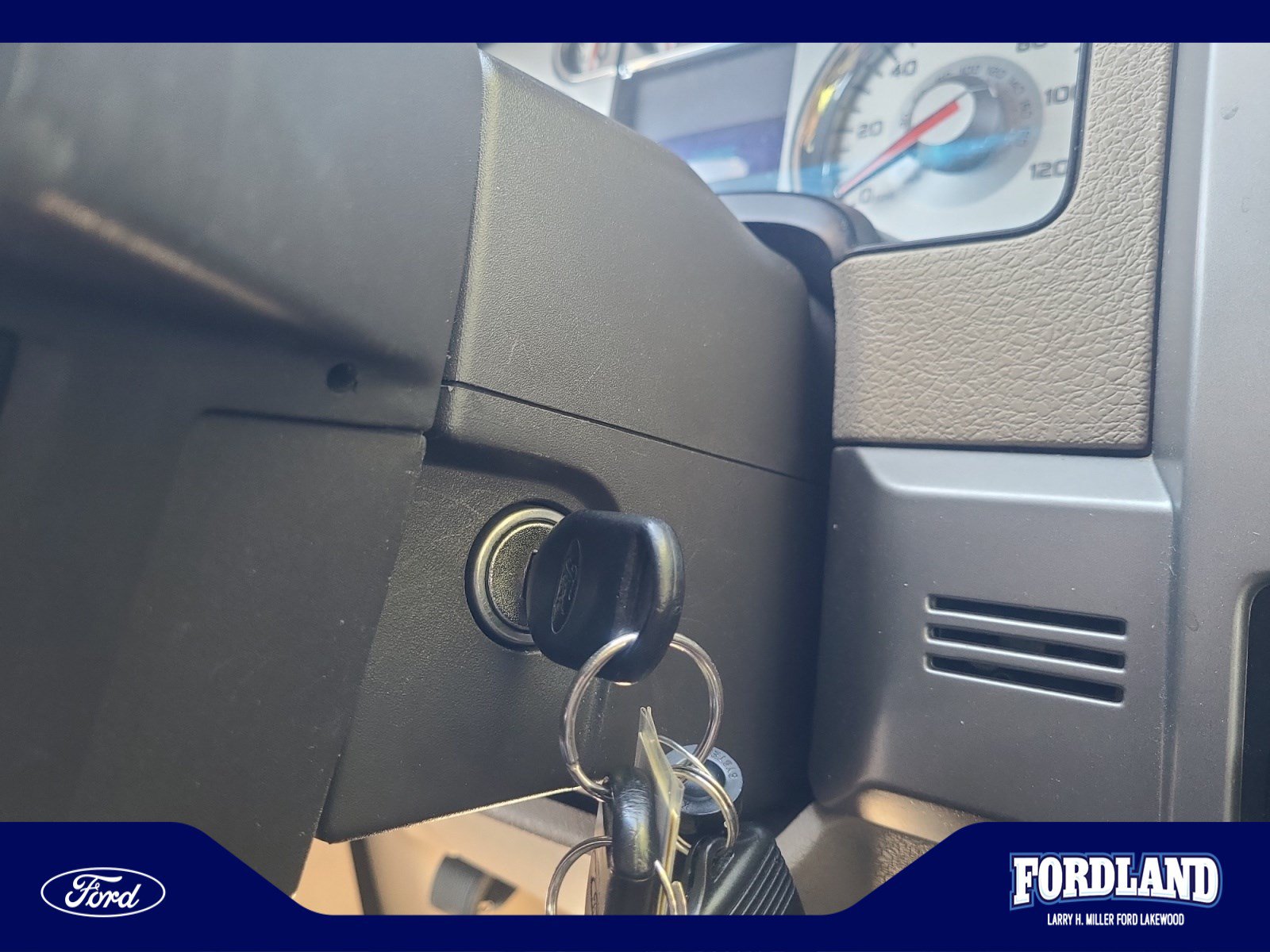 Used 2010 Ford F150 Lariat AWD/4WD image 29
