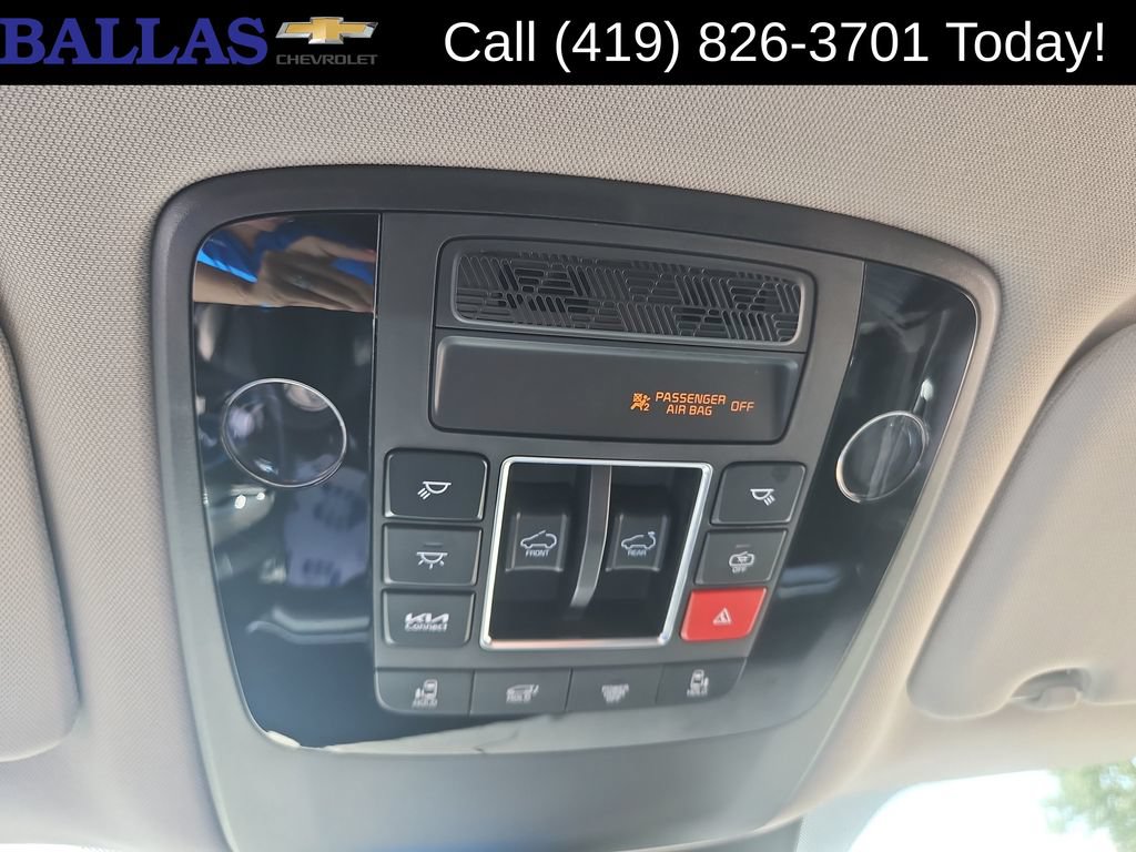 Used 2026 Kia Carnival SX w/ SX Dark Edition Package FWD image 20