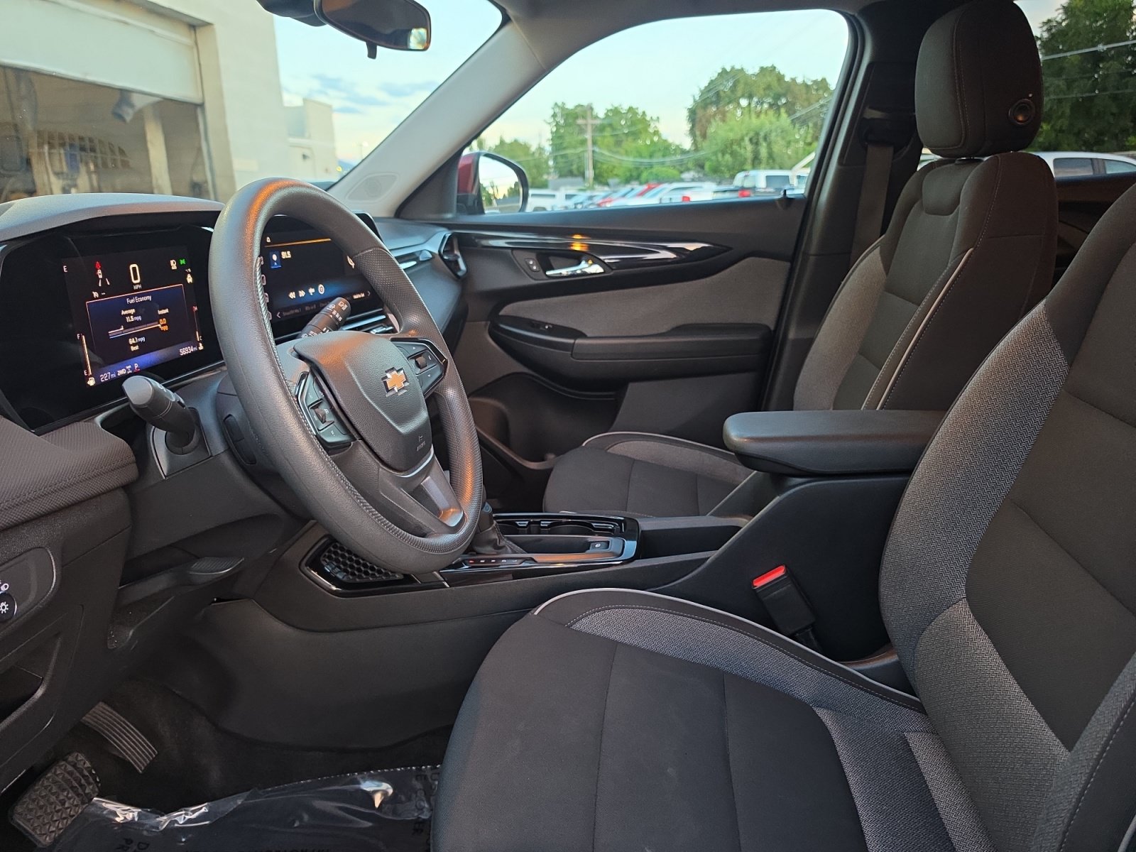 Certified 2024 Chevrolet TrailBlazer LT AWD/4WD image 10