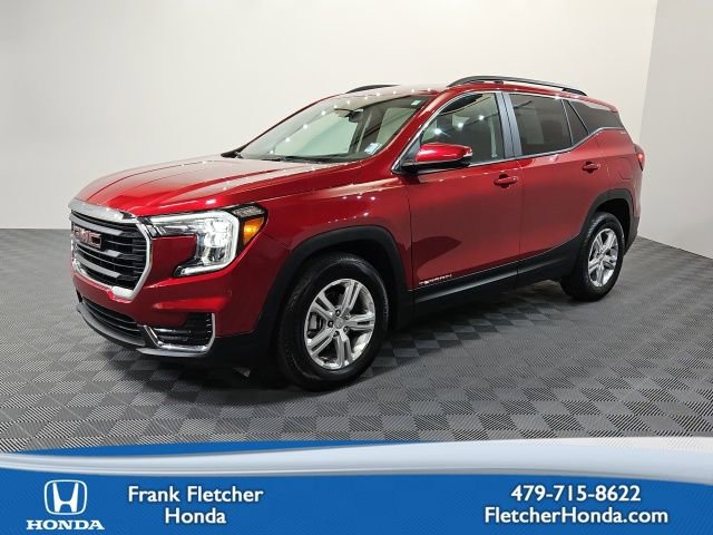 Used 2024 GMC Terrain SLE w/ Driver Convenience Package