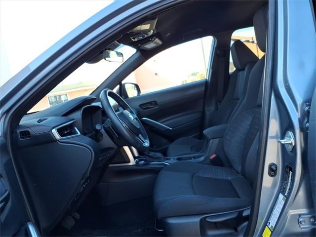 Used 2023 Toyota Corolla Cross SE image 14