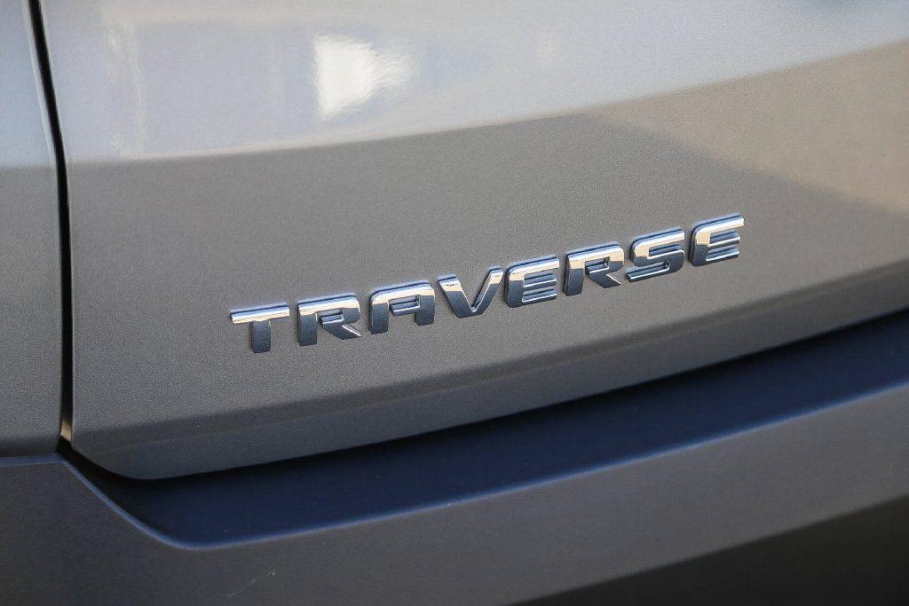 Certified 2023 Chevrolet Traverse LT FWD image 18