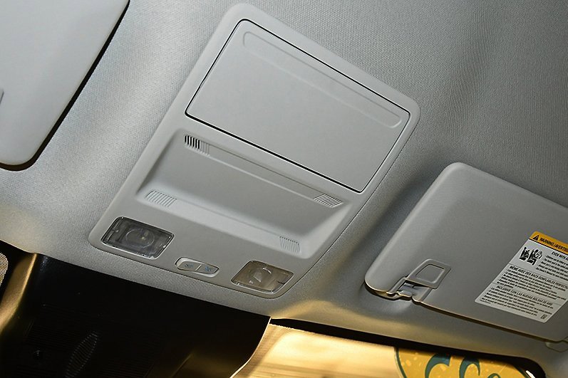 New 2025 Ford Maverick XLT w/ XLT Luxury Package image 26