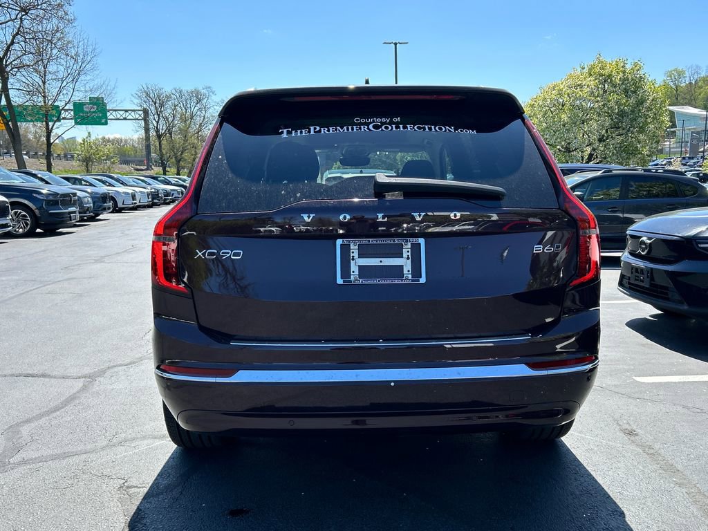 Used 2026 Volvo XC90 B6 Plus w/ Protection Package Premier AWD/4WD image 3