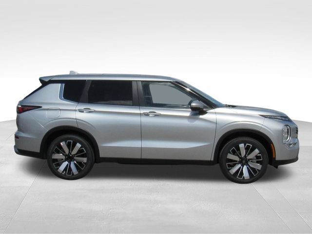 New 2026 Mitsubishi Outlander SE FWD video 2