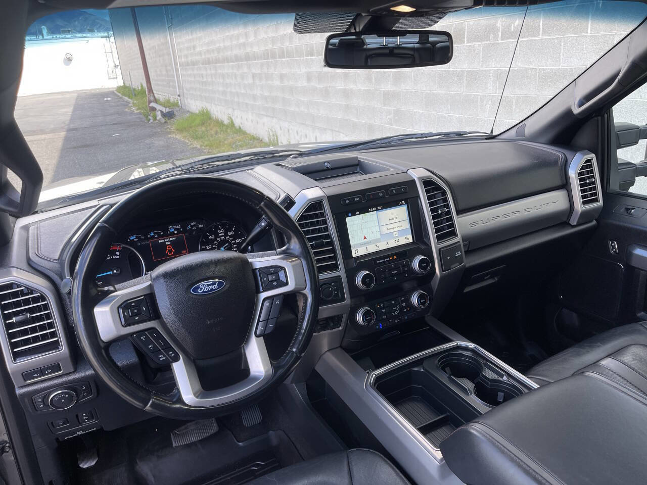 Used 2019 Ford F250 Platinum w/ Platinum Ultimate Package AWD/4WD image 17