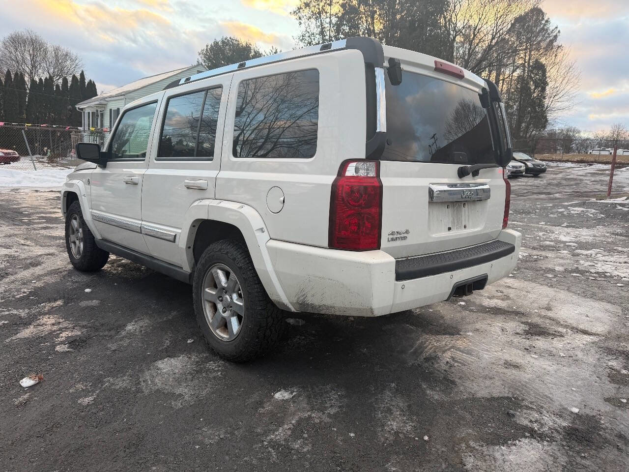 Used 2006 Jeep Commander Limited image 5