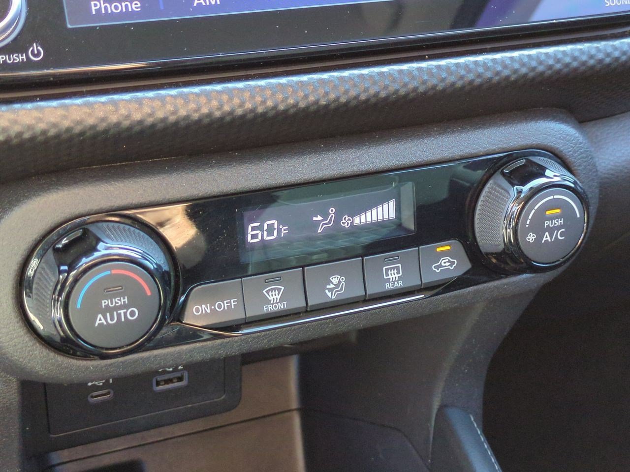 Certified 2021 Nissan Kicks SV FWD image 25