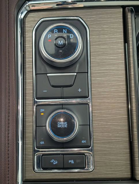 Used 2024 Ford Expedition Max Limited image 25