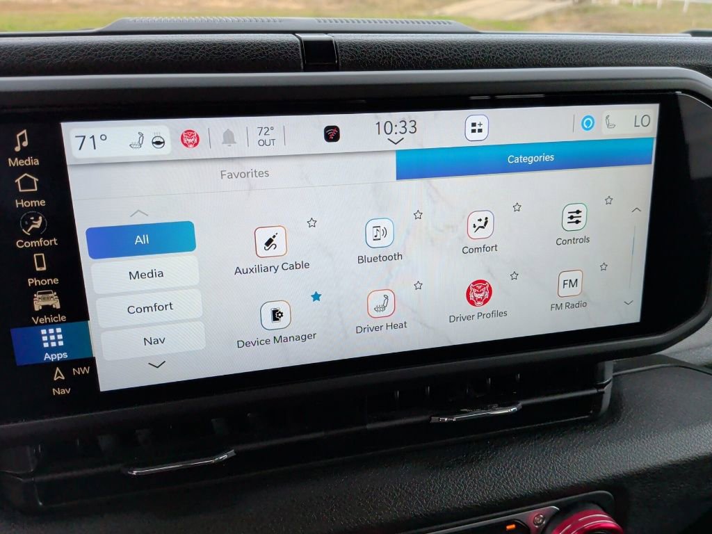 Used 2024 Jeep Gladiator Sport image 30