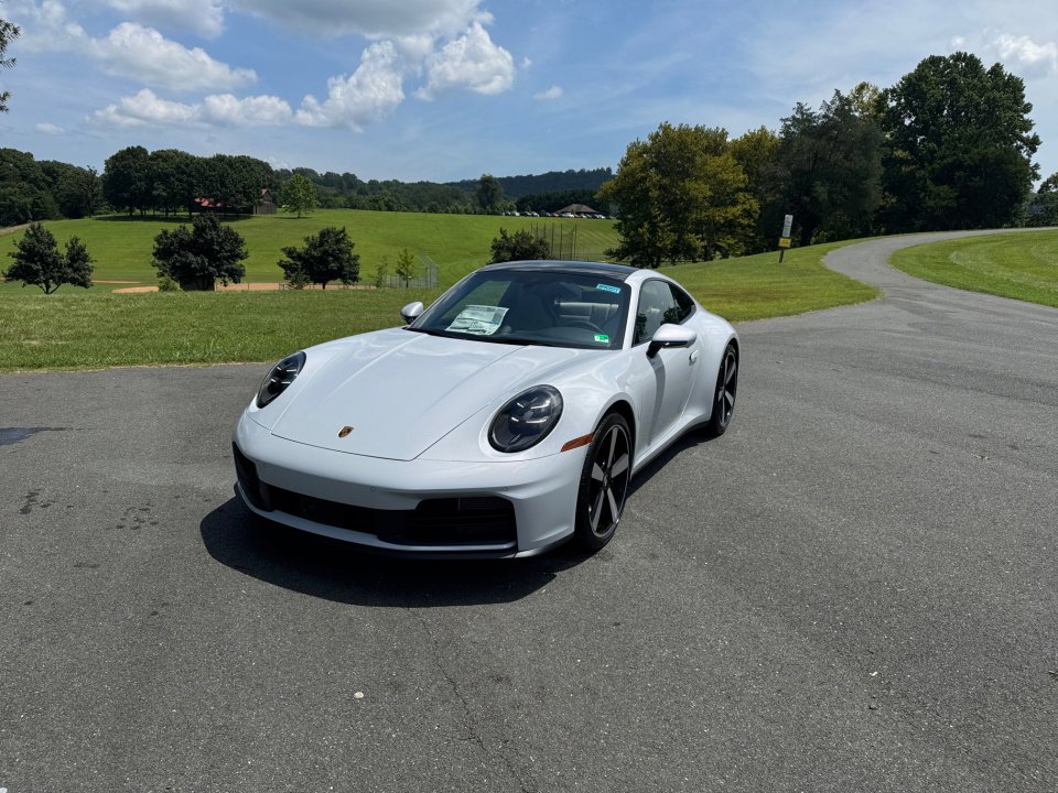 Certified 2025 Porsche 911 Carrera S image 1