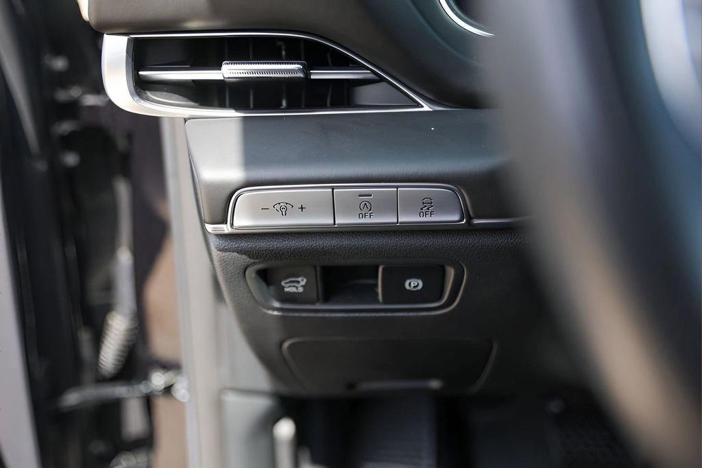 Used 2023 Genesis GV80 3.5T Prestige w/ Prestige Package image 15