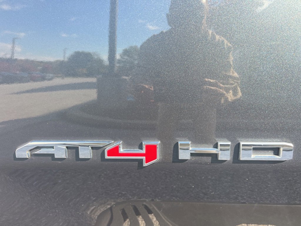 Used 2020 GMC Sierra 2500 AT4 w/ AT4 Premium Package image 19