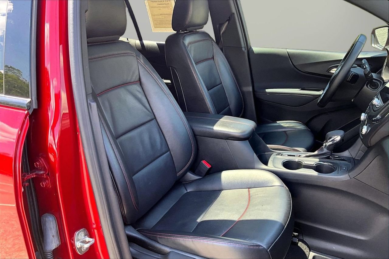 Used 2023 Chevrolet Equinox RS w/ RS Leather Package FWD image 22