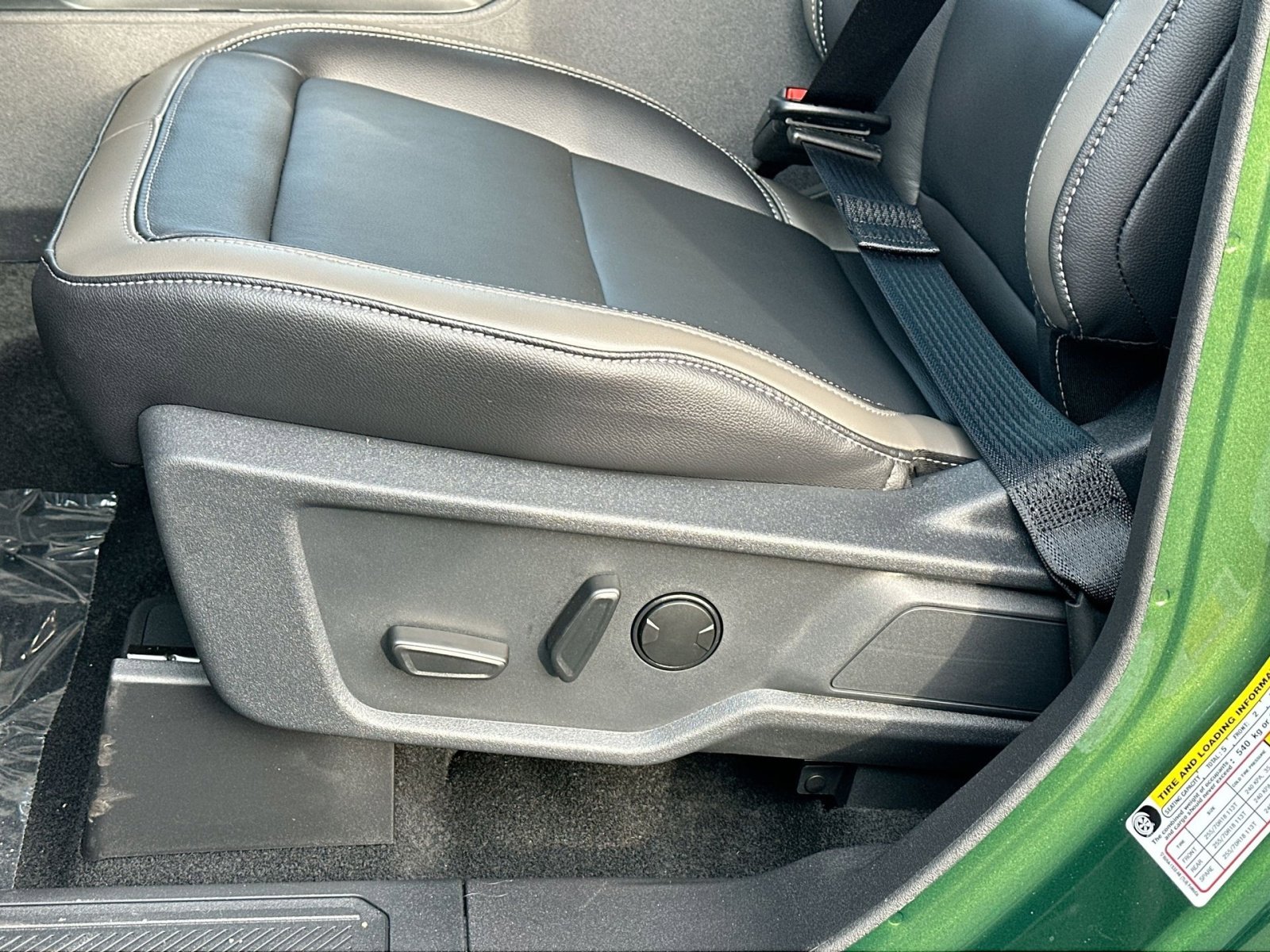 New 2025 Ford Bronco Outer Banks image 14