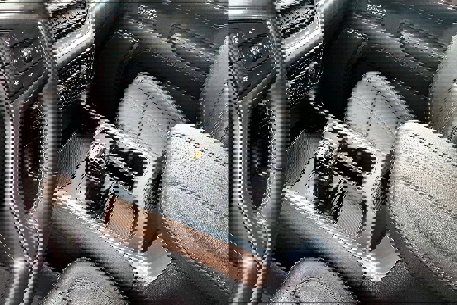 Used 2024 Chevrolet Silverado 1500 High Country w/ Z71 Off-Road Package image 16