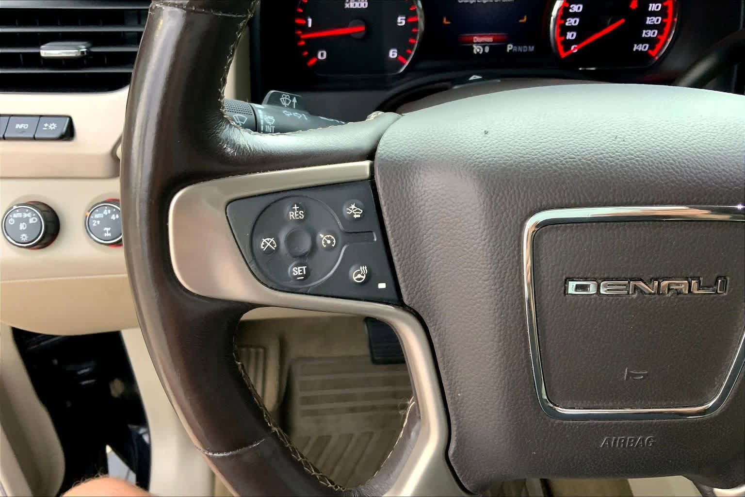 Used 2016 GMC Yukon XL Denali w/ Open Road Package AWD/4WD image 22