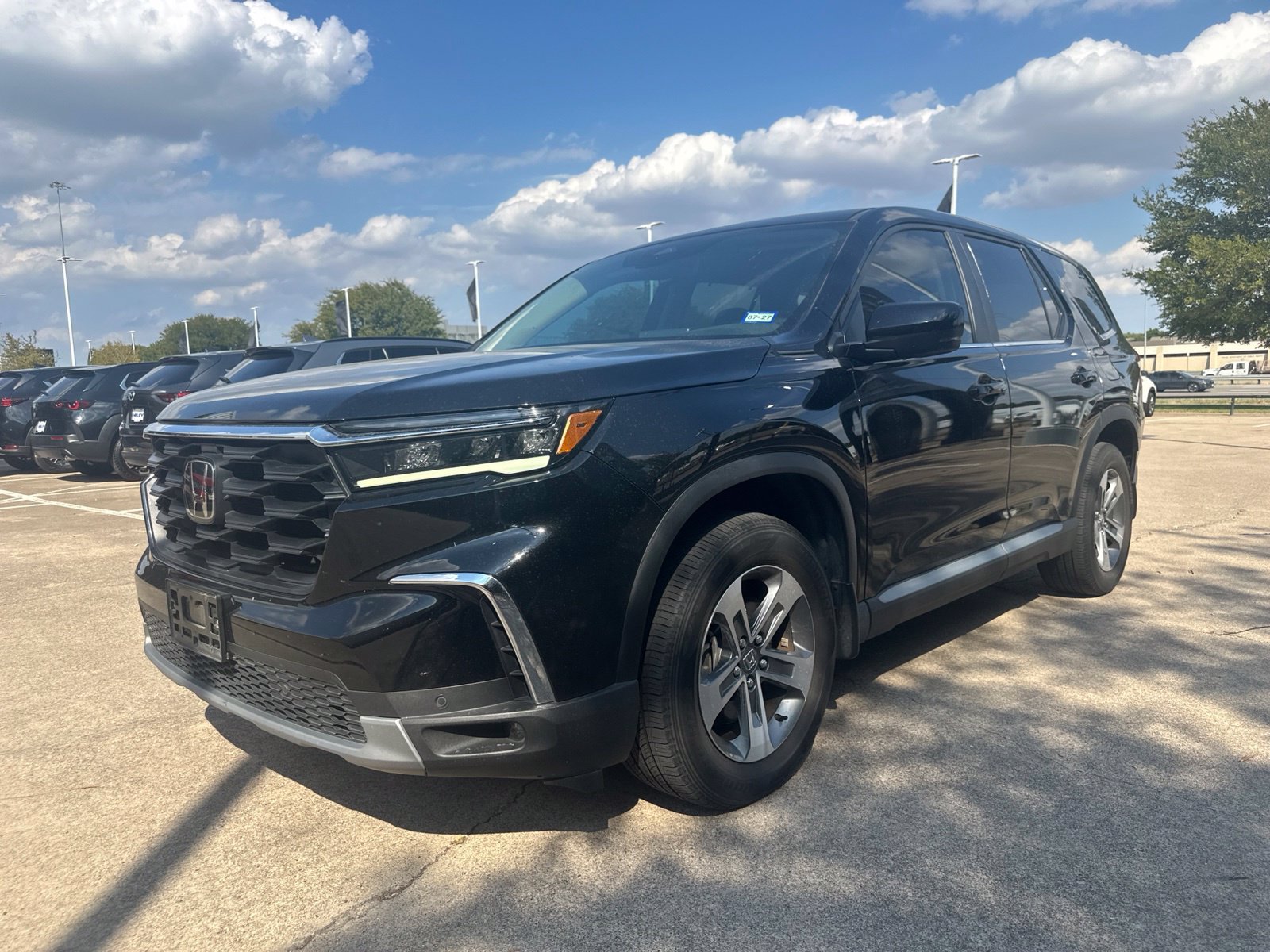 Used 2023 Honda Pilot EX-L image 4