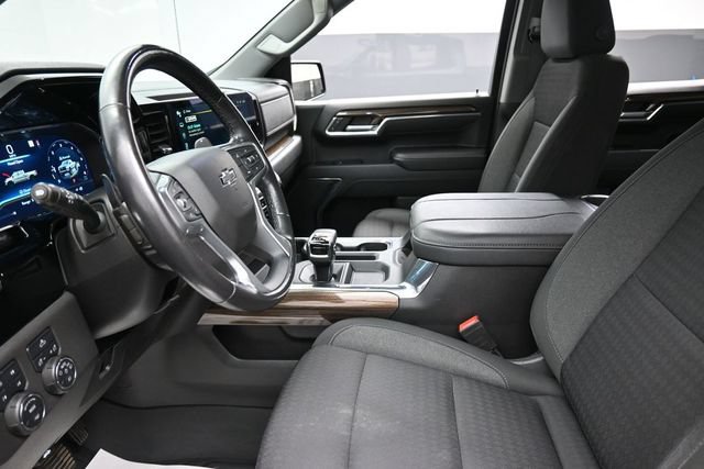 Used 2023 Chevrolet Silverado 1500 LT Trail Boss w/ Protection Package AWD/4WD image 10