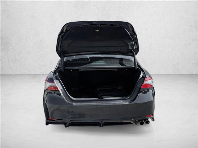 Used 2024 Toyota Camry SE image 5