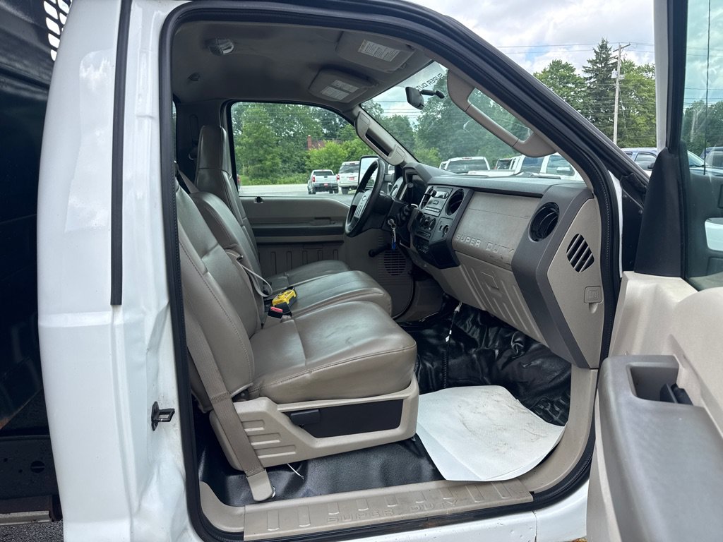 Used 2008 Ford F350 4x4 Regular Cab DRW Super Duty image 11