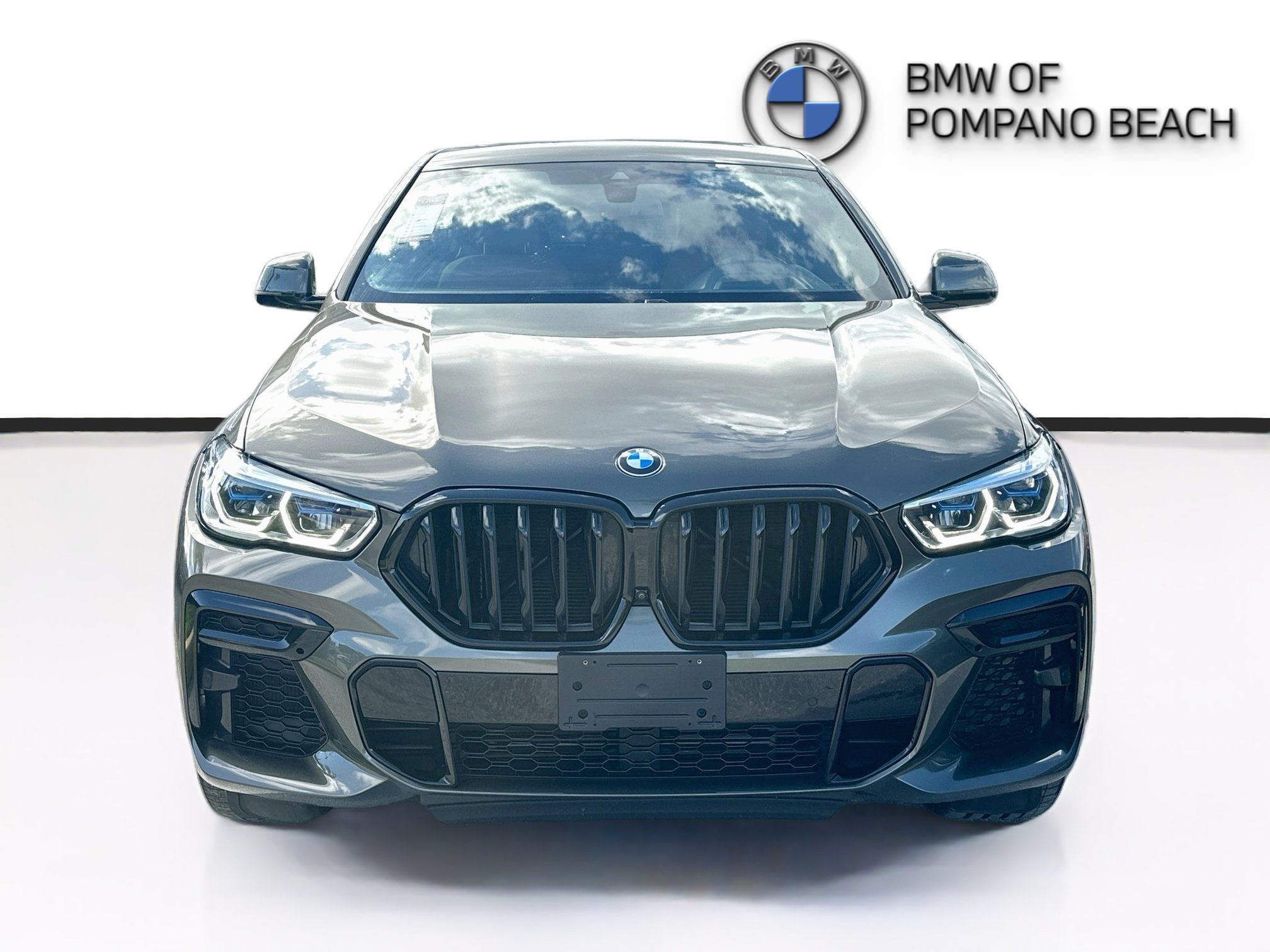 Used 2023 BMW X6 xDrive40i w/ Executive Package AWD/4WD image 2