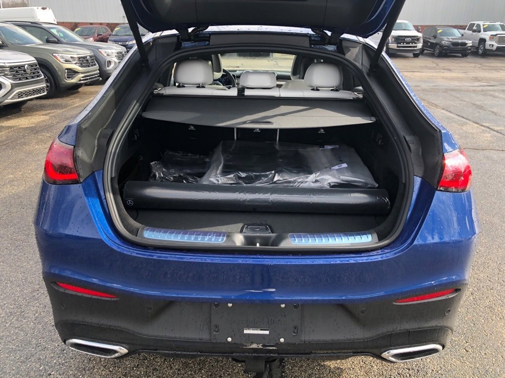 New 2026 Mercedes-Benz GLC 300 4MATIC image 37