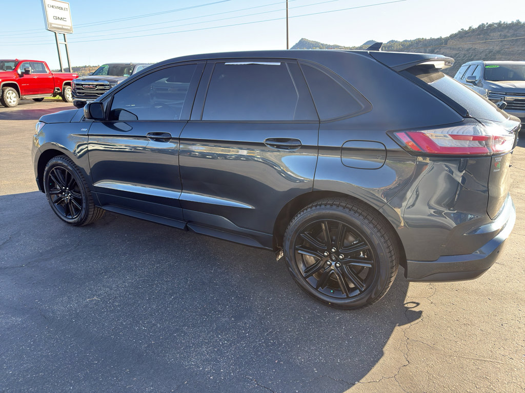 Used 2024 Ford Edge ST-Line w/ Class II Trailer Tow Package image 4