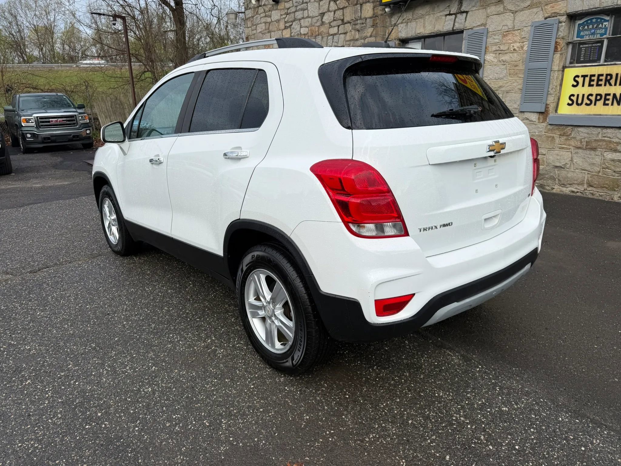 Used 2018 Chevrolet Trax LT w/ LT Convenience Package AWD/4WD image 4