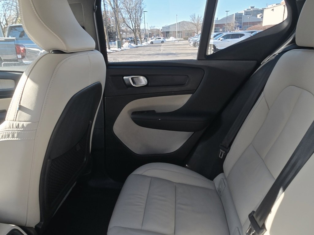 Certified 2023 Volvo XC40 B5 Plus w/ Driver Assist Package image 14