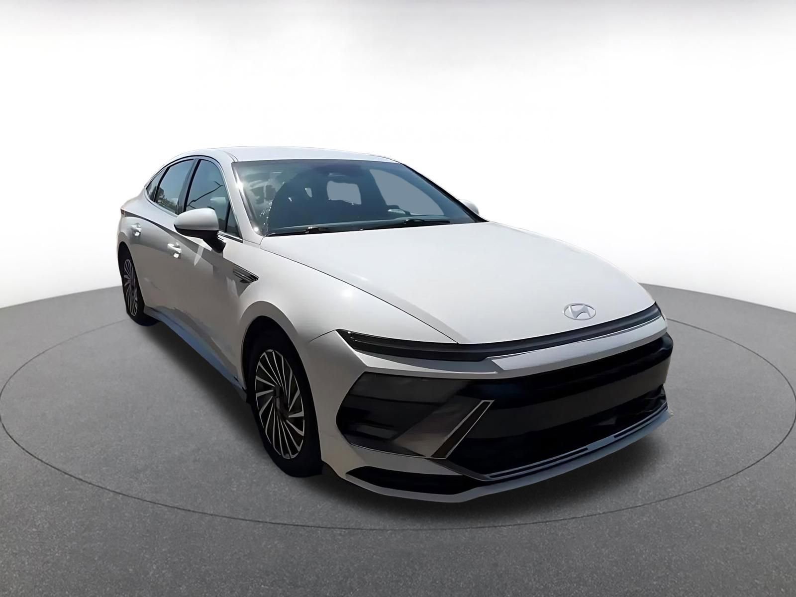 Used 2024 Hyundai Sonata SEL image 3