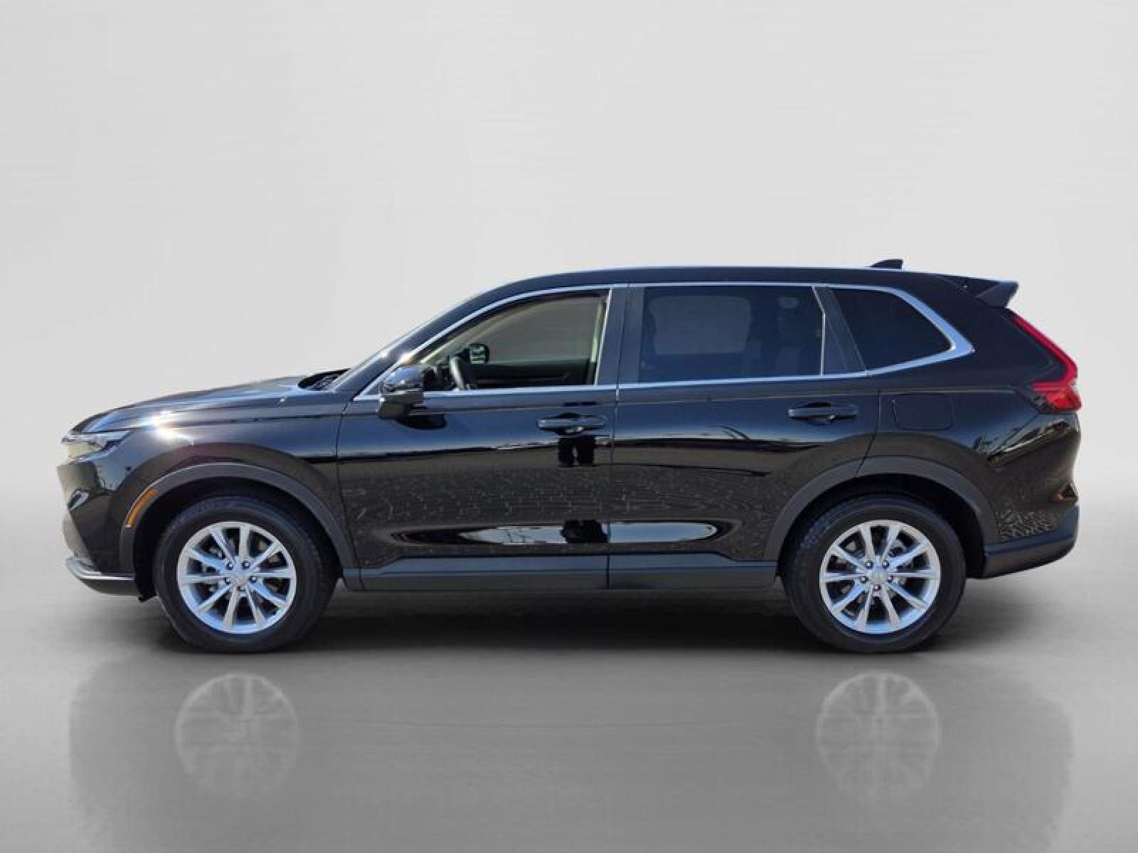 Used 2025 Honda CR-V EX image 2