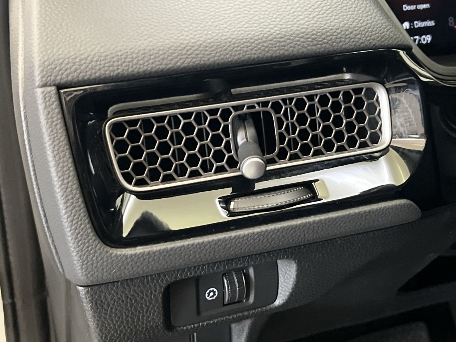 Used 2023 Honda Civic EX image 40