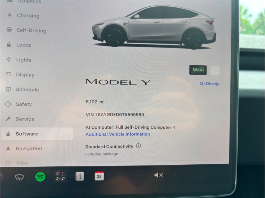 Used 2026 Tesla Model Y 2WD image 18