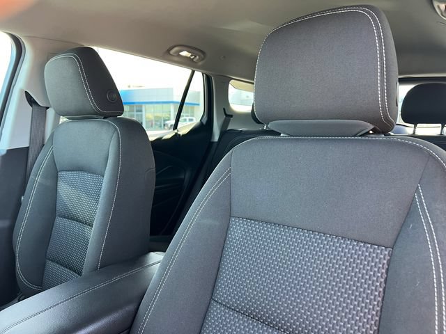 Used 2023 GMC Terrain SLE w/ Driver Convenience Package AWD/4WD image 12