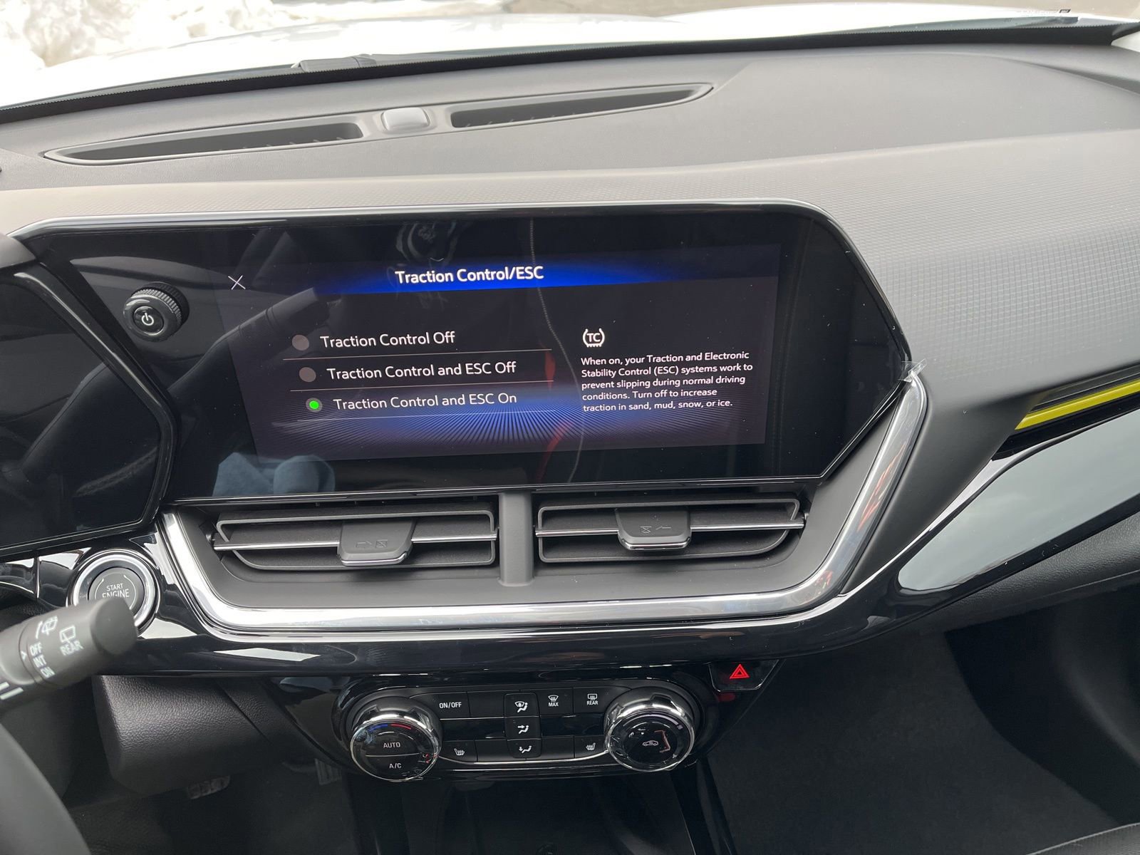 New 2026 Chevrolet Trax ACTIV w/ Sunroof Package image 25