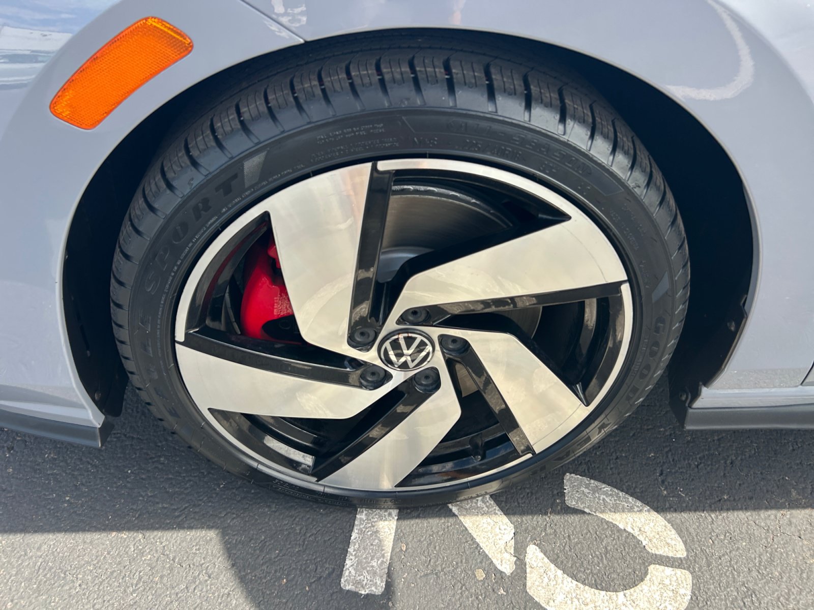 Certified 2024 Volkswagen GTI S FWD image 25