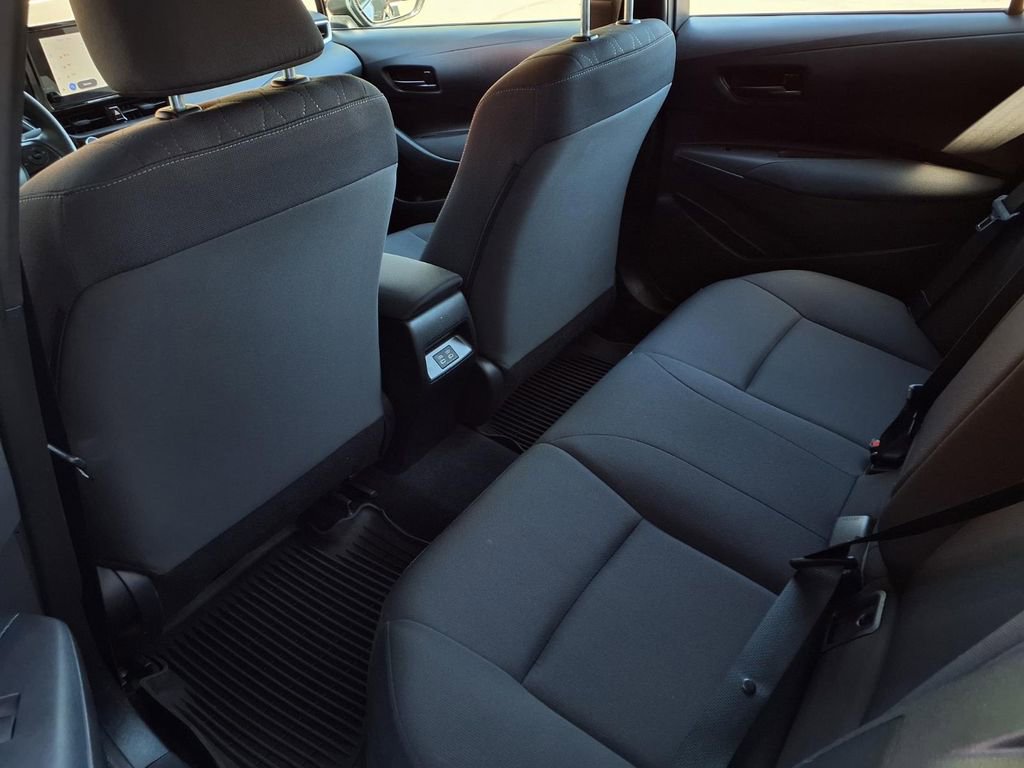 Certified 2025 Toyota Corolla LE image 18
