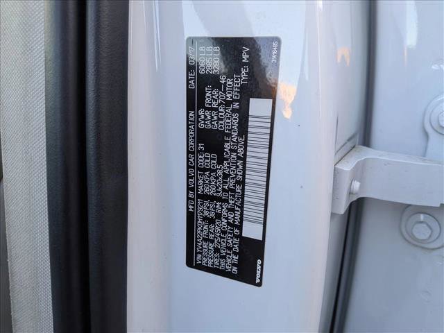 Used 2017 Volvo XC90 T6 Momentum w/ Vision Package image 26