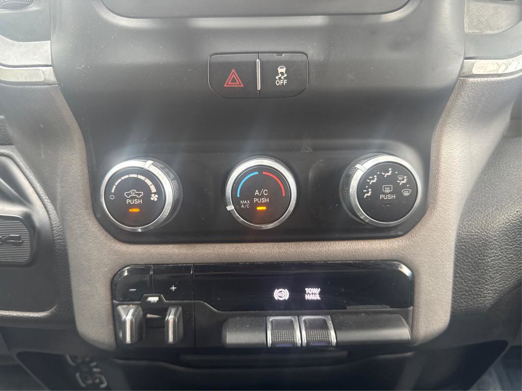 Used 2021 RAM 2500 Big Horn image 15