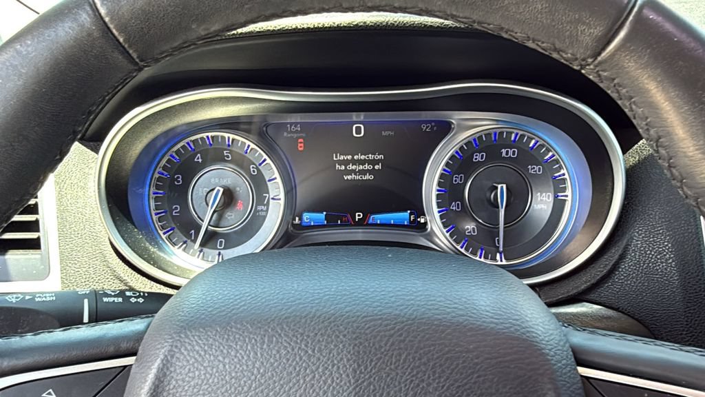 Used 2018 Chrysler 300 Touring L RWD image 33