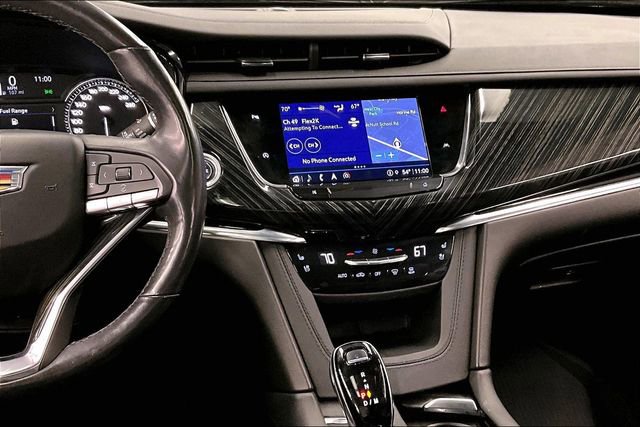 Used 2023 Cadillac XT6 Premium Luxury image 7