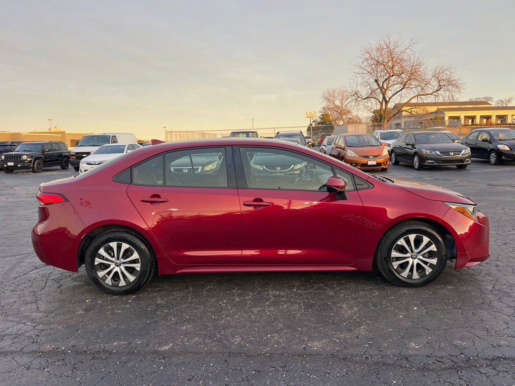 Used 2022 Toyota Corolla LE image 8