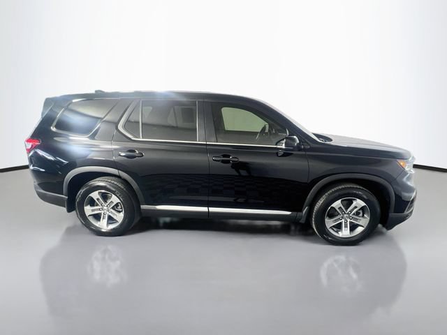 Used 2023 Honda Pilot EX-L image 9