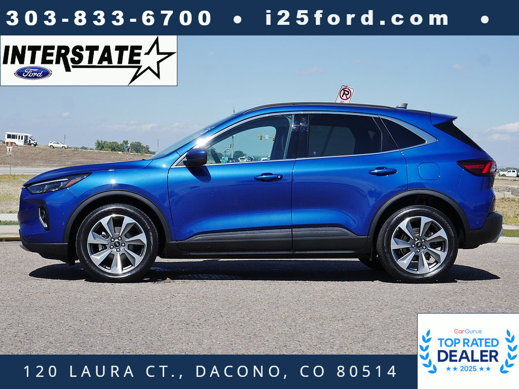 Used 2023 Ford Escape Platinum w/ Premium Technology Package AWD/4WD image 2