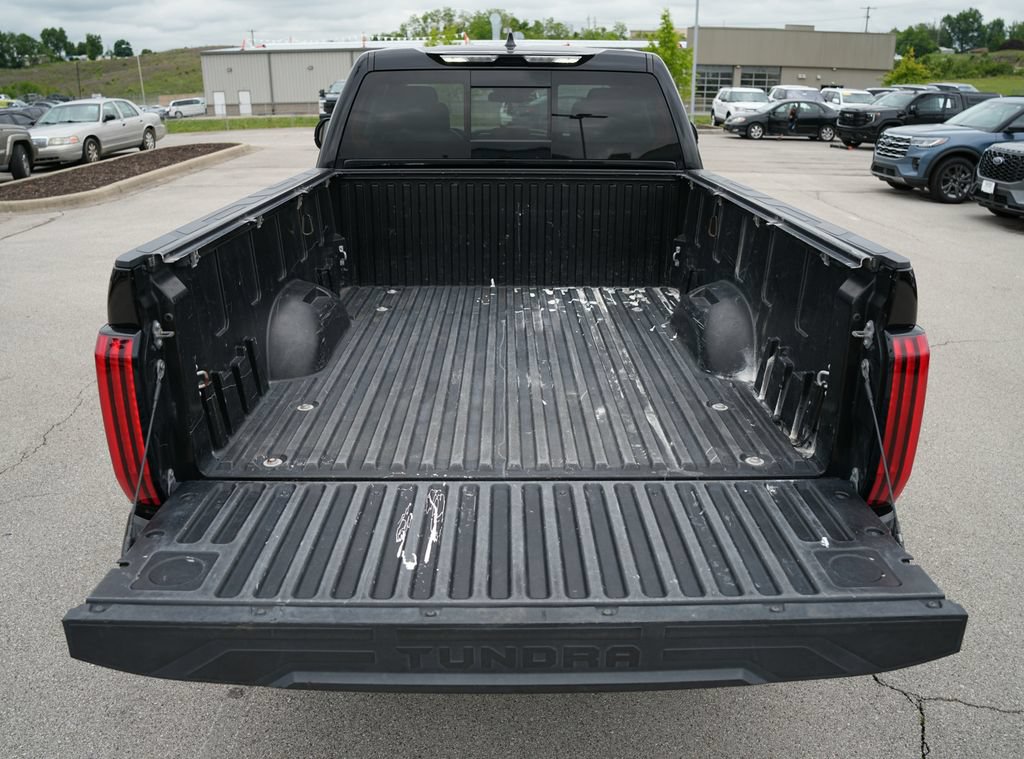 Used 2022 Toyota Tundra SR5 AWD/4WD image 7