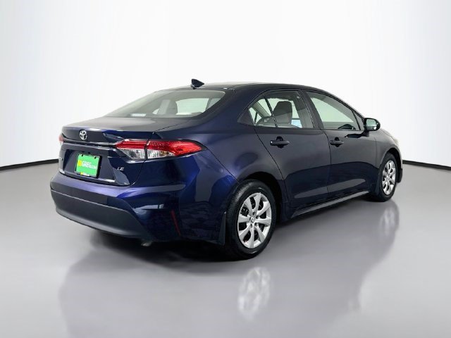 Used 2025 Toyota Corolla LE FWD image 10