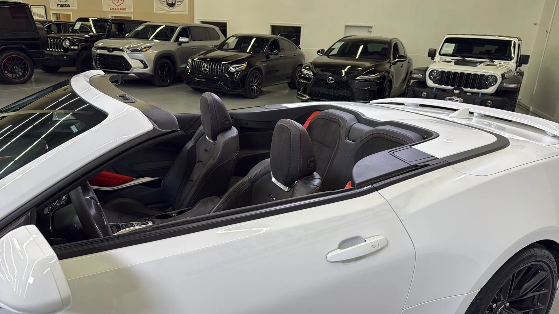 Used 2022 Chevrolet Camaro ZL1 image 15