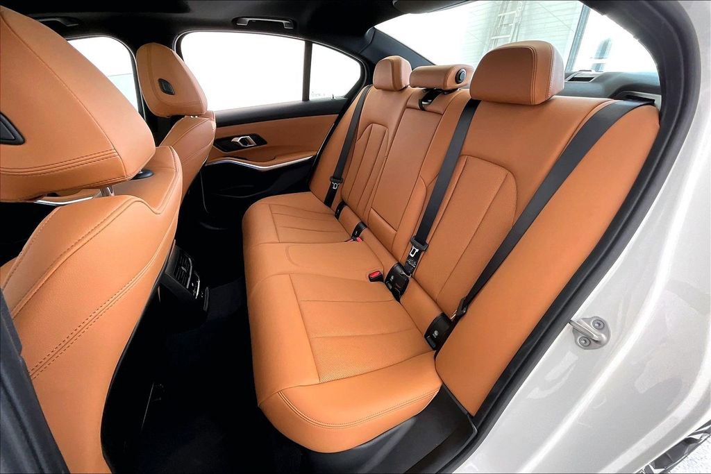 Used 2025 BMW 330i xDrive Sedan image 33